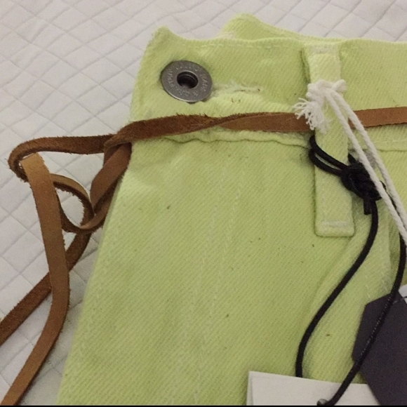 ISO: Levi's Barrel Crop Jeans Size 27 - Picture 5 of 7